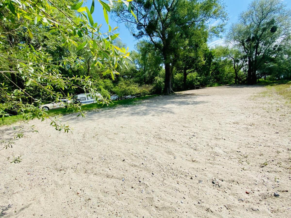 Ferien-apartment Eisvogel Im Naturschutzgebiet Mit Privatstrand * Friedrichshafen